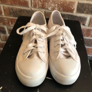 White platform tennis shoes